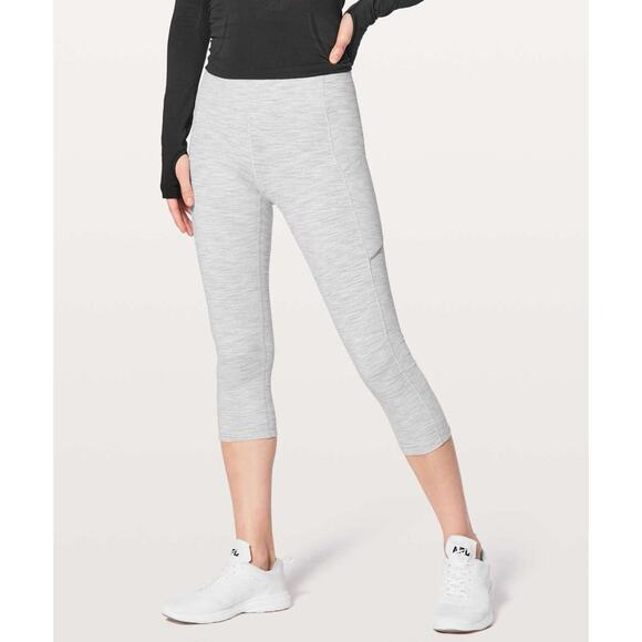 Lululemon Speed Up Crop 21" Wee Are From Space Nimbus Battleship Leggings - Picture 1 of 6